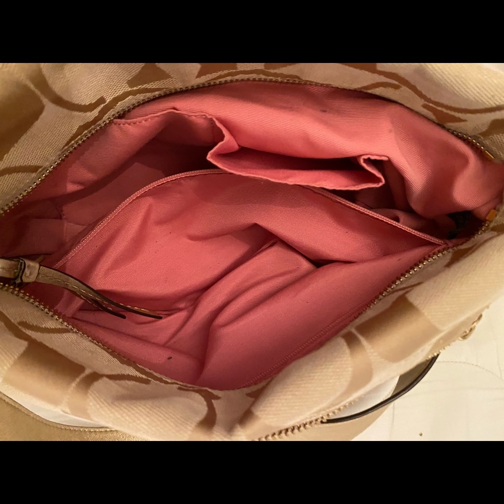 COACH CROSS BODY - Picture 9 of 15